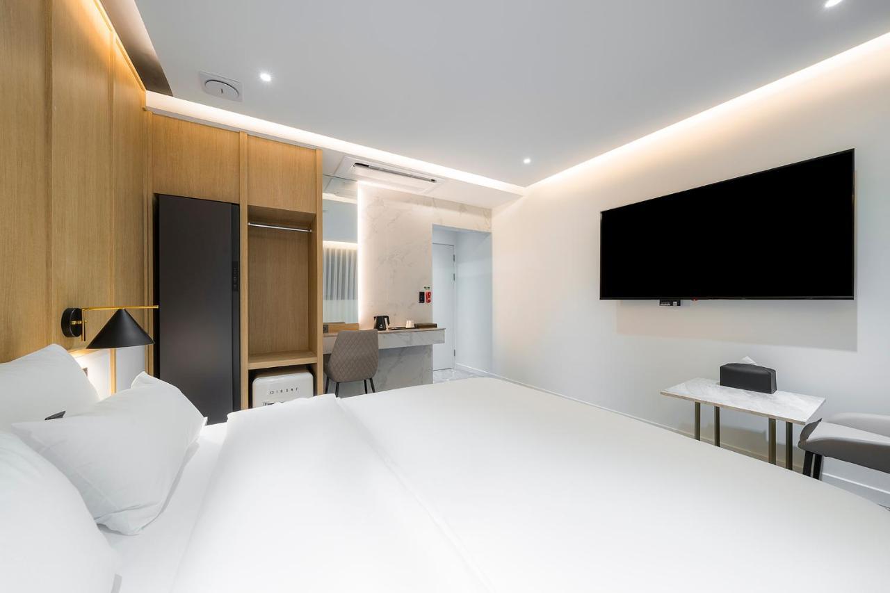 Brown Dot Hotel Pyeonghwa Plaza Mokpo Εξωτερικό φωτογραφία