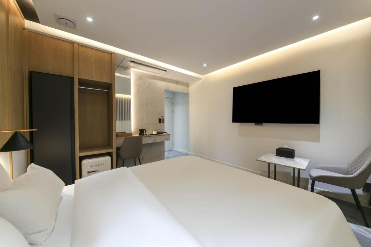 Brown Dot Hotel Pyeonghwa Plaza Mokpo Εξωτερικό φωτογραφία