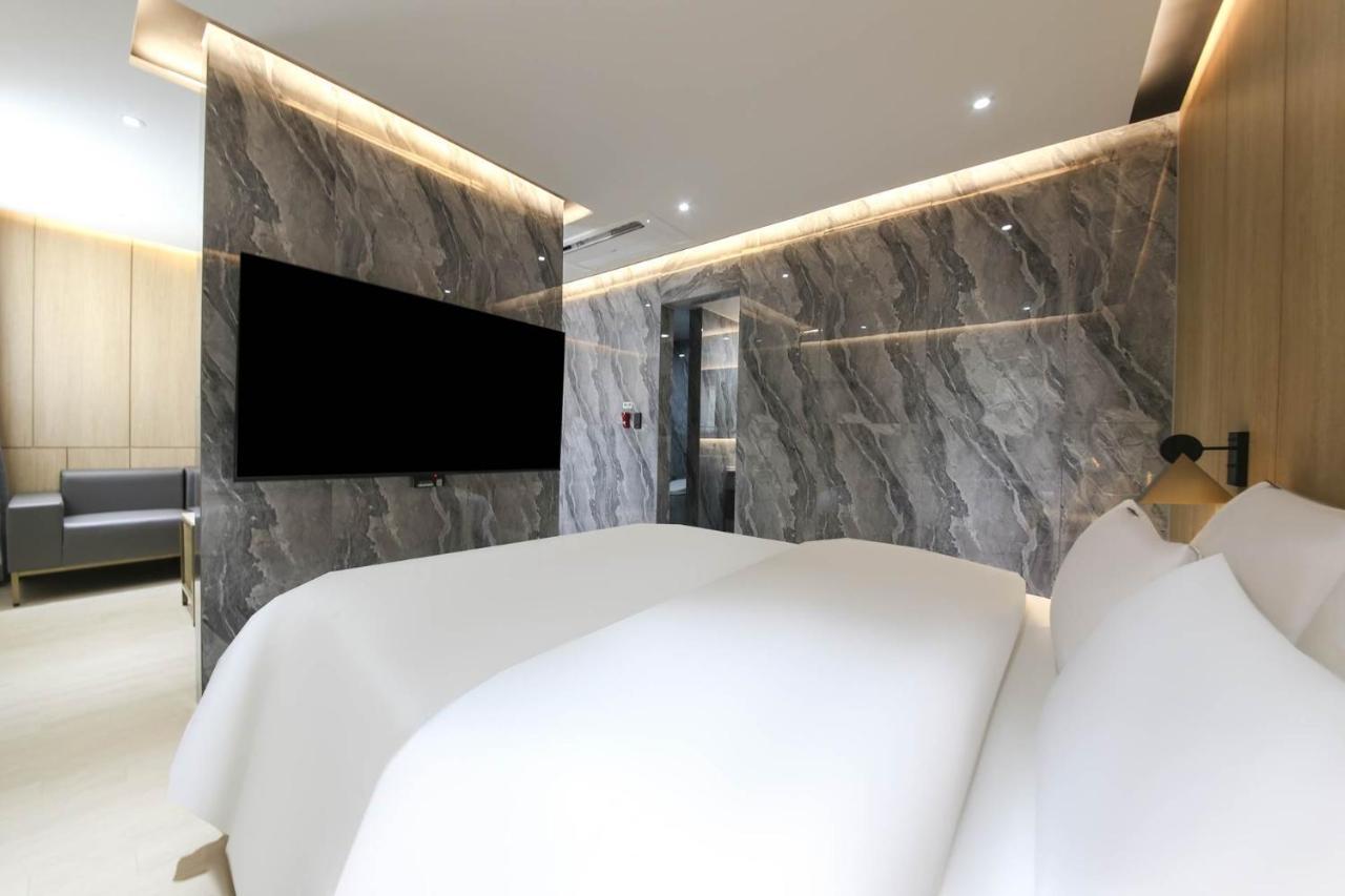 Brown Dot Hotel Pyeonghwa Plaza Mokpo Εξωτερικό φωτογραφία