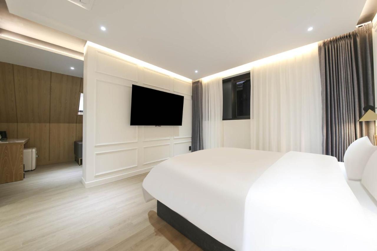 Brown Dot Hotel Pyeonghwa Plaza Mokpo Εξωτερικό φωτογραφία
